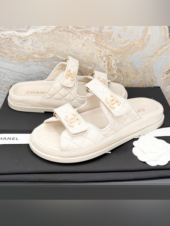 CHANEL Shoes - New! Chanel Dad CC Shiny Calfskin Pearl Quilted Slide Sandals